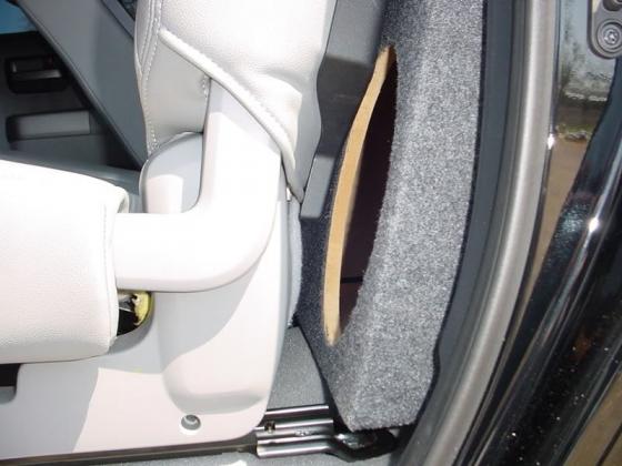 2011-2013 Toyota Tundra Crew Max Sub Box 2X12 Carpeted