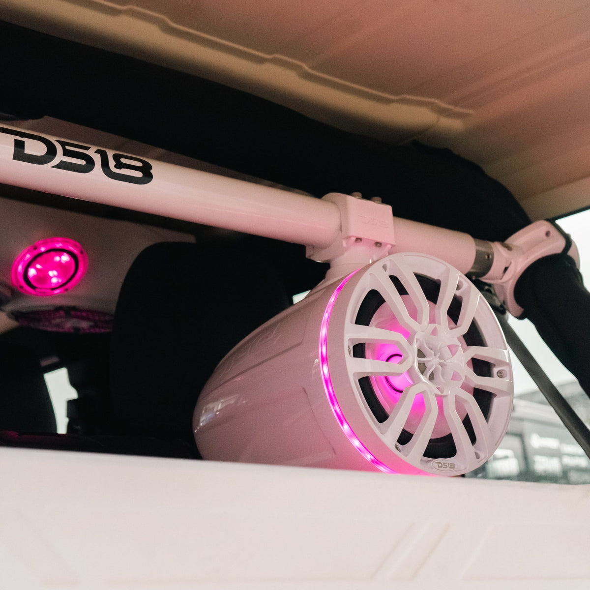 DS18 HYDRO CF-X6TP