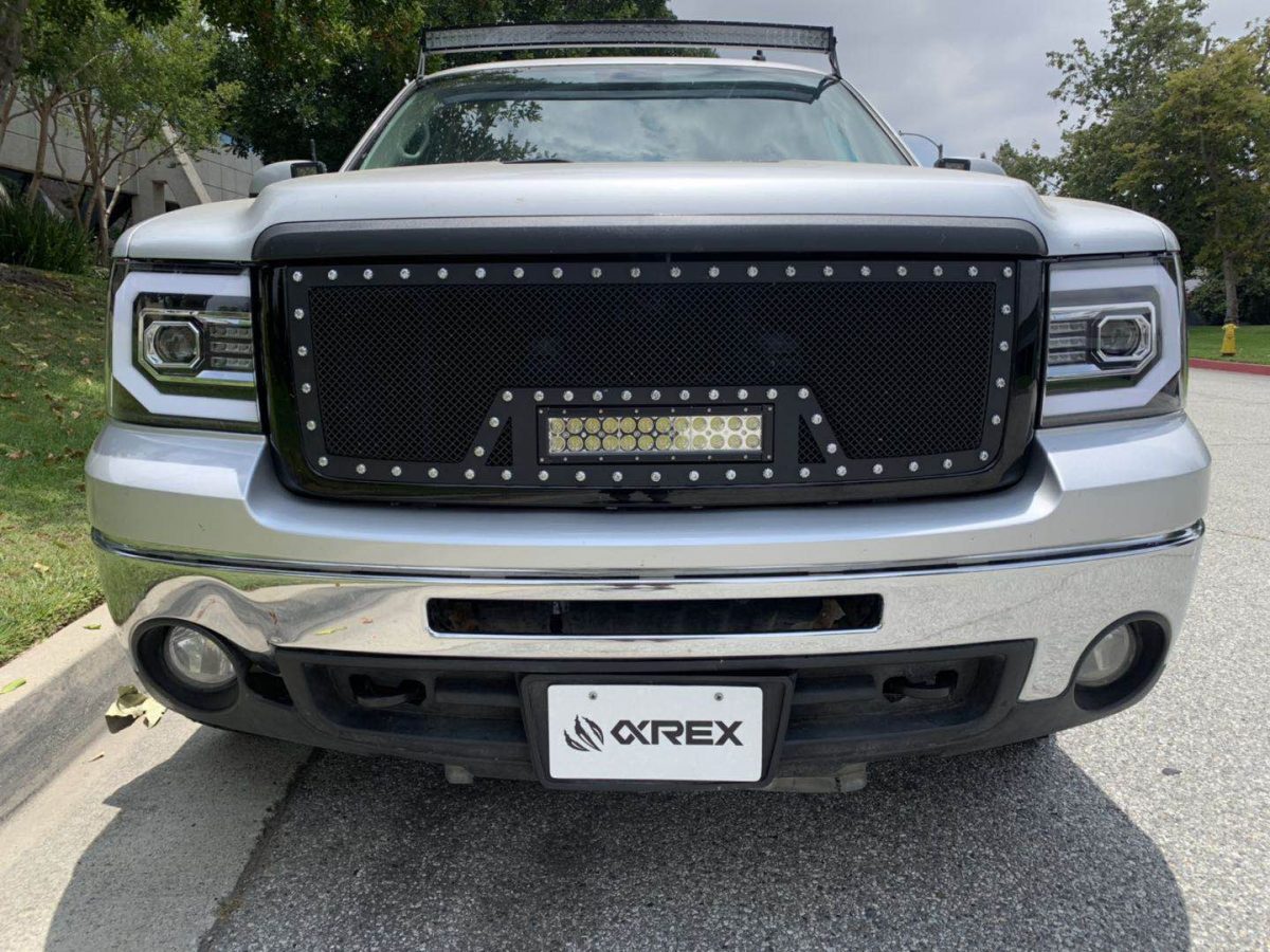AlphaRex 07-13 GMC Sierra PRO-Series Halogen Projector Headlights Black